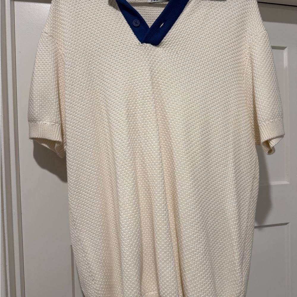 Cream Knit Polo Shirt with Blue Collar